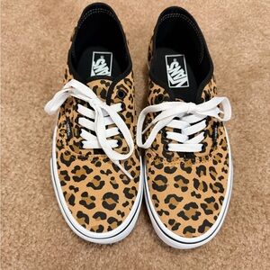 Leopard print Vans